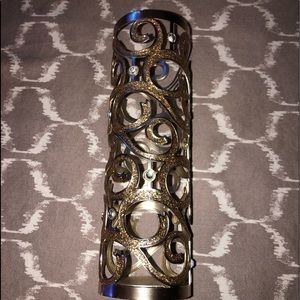 Bath & BodyWorks perfume holder. super cute.